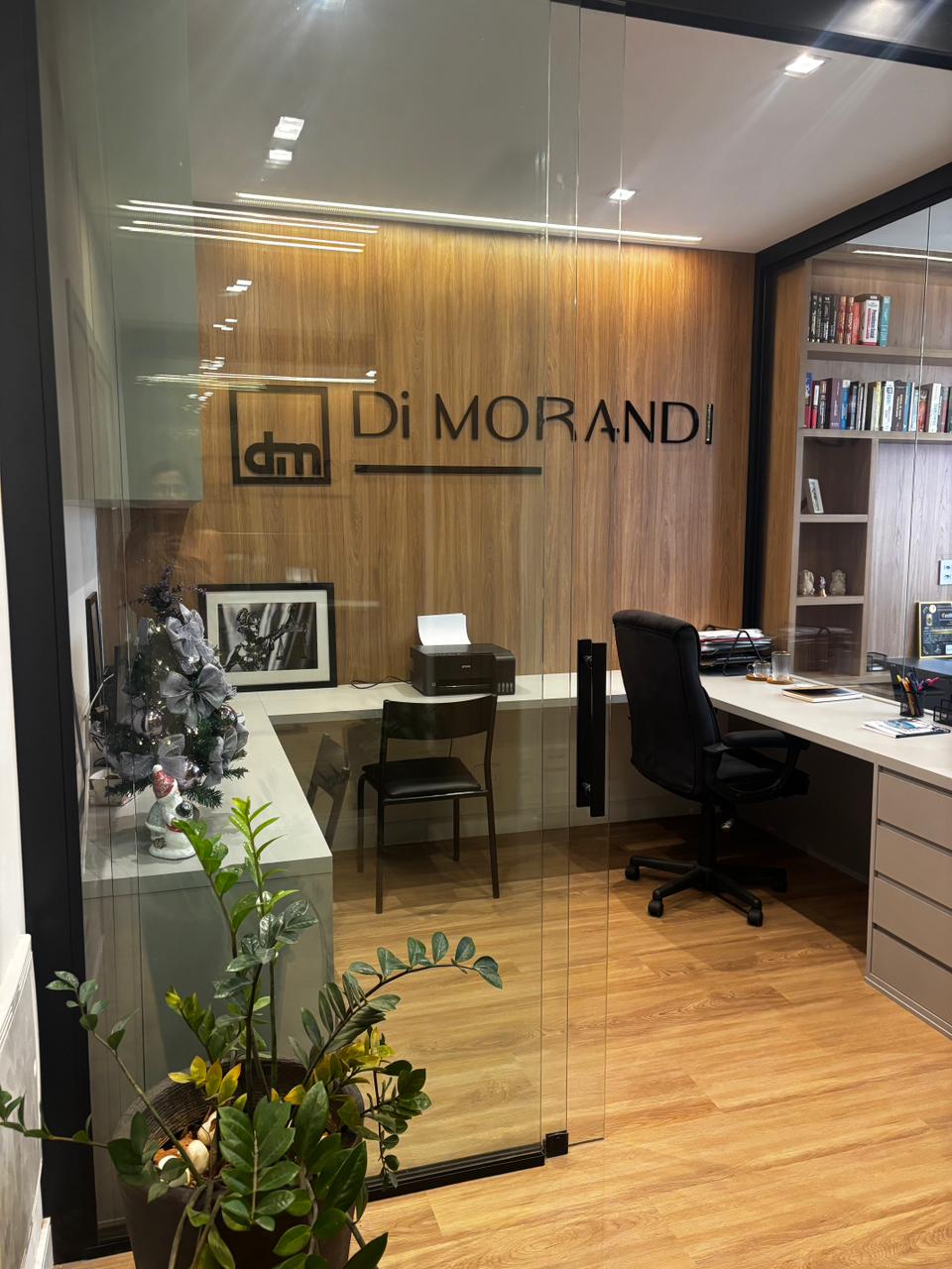 Entrada do escritório Di Morandi